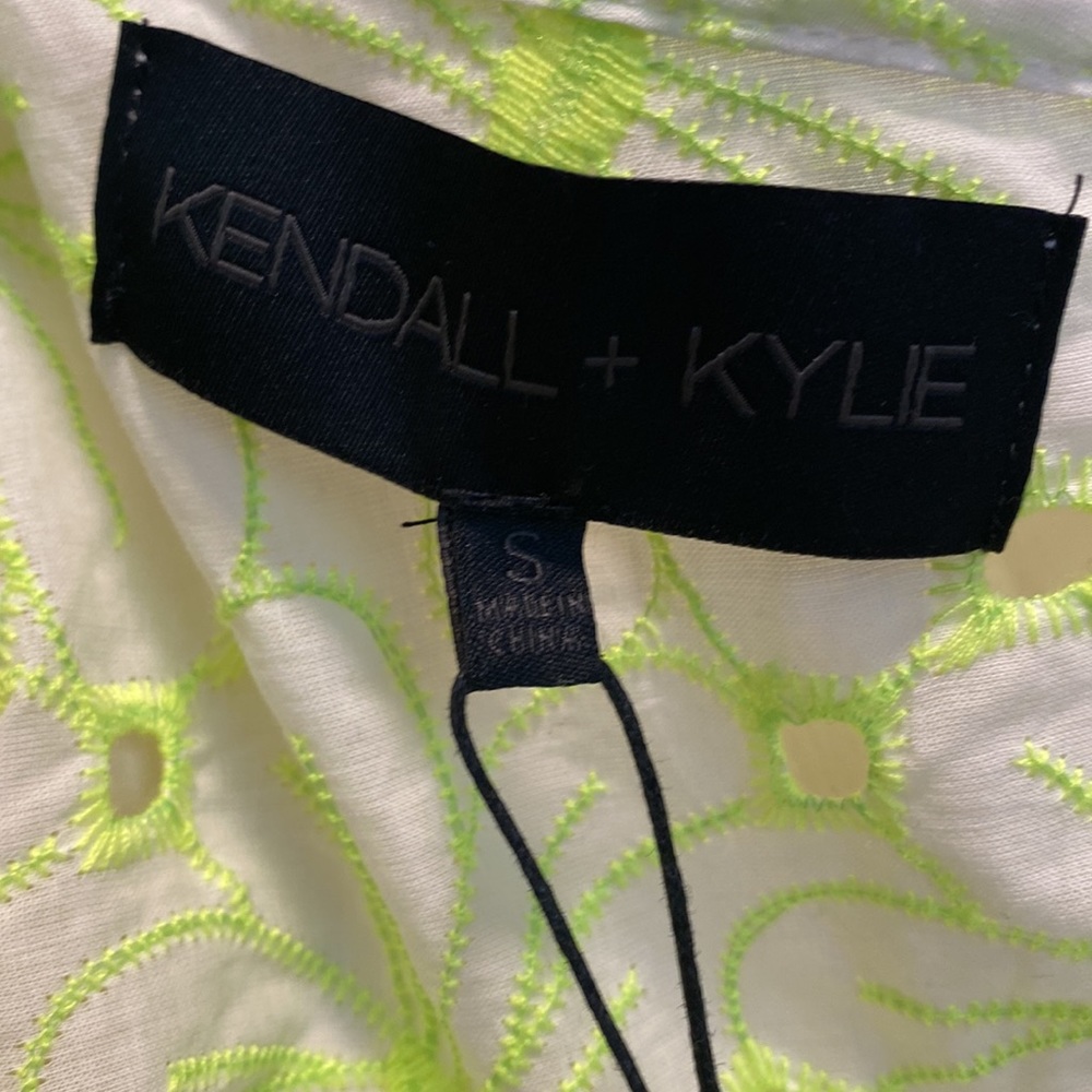 NWT Kendall & Kylie Zinnia Tie Back Peplum Top - Picture 5 of 6